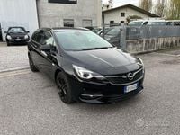 Usata Opel Astra Ultimate 122 CV (89 kW) 2020 Nero Station wagon
