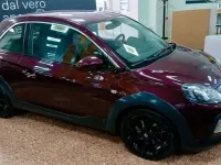 Usata Opel Adam Rocks Rocks 116 CV (85 kW) 2017 Lilla Utilitaria