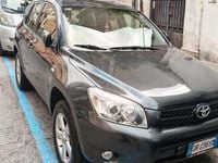 Usata Toyota RAV4 150 CV (110 kW) 2008 Grigio SUV