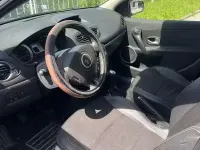 Usata Renault Clio II 75 CV (55 kW) 2007 Nero Berlina