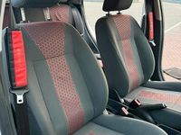 Usata Ford Fiesta 68 CV (50 kW) 2009 Bianco Utilitaria