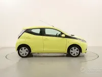 Usata Toyota Aygo Cool 69 CV (50 kW) 2017 Giallo Utilitaria