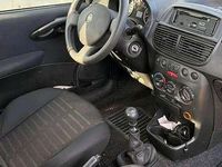 Usata Fiat Punto 79 CV (58 kW) 2004 Berlina