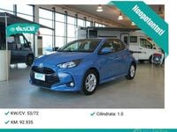 Usata Toyota Yaris Active 72 CV (52 kW) 2021 Azzurro Utilitaria