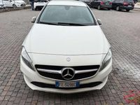Usata Mercedes A180 109 CV (80 kW) 2017 Bianco Berlina