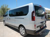 Usata Renault Trafic 150 CV (110 kW) 2024 Grigio Monovolume