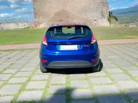 Usata Ford Fiesta 75 CV (55 kW) 2016 Blu Utilitaria