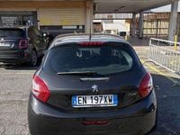 Usata Peugeot 208 82 CV (60 kW) 2012 Utilitaria