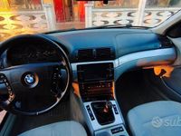Begagnad BMW 320 2002 Svart Kombi