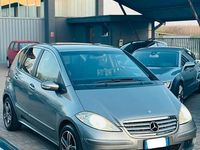 Usata Mercedes A180 Avantgarde 109 CV (80 kW) 2007 Grigio Berlina