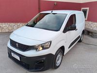 Usata Peugeot Partner Premium 102 CV (75 kW) 2021 Bianco Monovolume