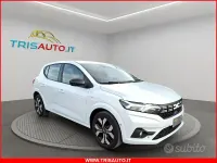 Usata Dacia Sandero Journey 91 CV (66 kW) 2025 Bianco Utilitaria