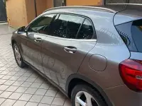 Usata Mercedes GLA200 136 CV (100 kW) 2018 Grigio SUV
