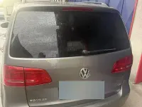 Usata VW Touran Trendline 105 CV (77 kW) 2011 Grigio Monovolume