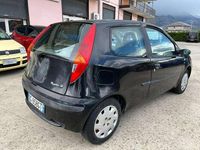 Usata Fiat Punto 60 CV (44 kW) 2000 Utilitaria