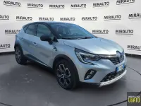 Usata Renault Captur Techno 101 CV (74 kW) 2023 Argento SUV