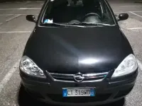 Usata Opel Corsa 80 CV (58 kW) 2005 Nero Utilitaria