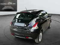 Usata Lancia Ypsilon Platinum 95 CV (69 kW) 2015 Argento Utilitaria