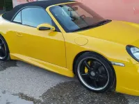 Usata Porsche 911 Carrera Cabriolet 355 CV (261 kW) 2005 Oro Cabrio