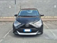 Usata Toyota Aygo Connect Style 72 CV (52 kW) 2020 Nero Utilitaria