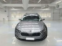 Usata Skoda Octavia Executive 116 CV (85 kW) 2023 Grigio Station wagon
