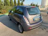 Usata Lancia Ypsilon 69 CV (50 kW) 2011 Grigio Utilitaria