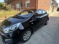 Usata Kia Rio 90 CV (66 kW) 2016 Nero Utilitaria
