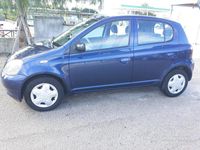 Usata Toyota Yaris 68 CV (50 kW) 2000 Blu Utilitaria