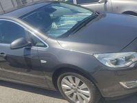 Usata Opel Astra Cosmo 125 CV (91 kW) 2011 Grigio Berlina
