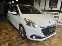 Usata Peugeot 208 75 CV (55 kW) 2018 Bianco Utilitaria