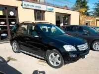 Usata Mercedes ML320 224 CV (164 kW) 2008 Nero SUV