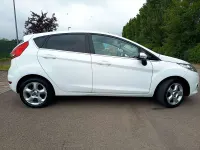 Usata Ford Fiesta Titanium 95 CV (69 kW) 2010 Berlina