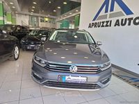 Usata VW Passat 190 CV (139 kW) 2016 Gray Station wagon