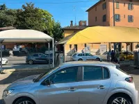 Usata Peugeot 208 Active 75 CV (55 kW) 2023 Grigio Utilitaria