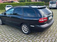 Usata Volvo V40 122 CV (89 kW) 2001 Nero Station wagon