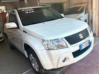 Usata Suzuki Grand Vitara 129 CV (94 kW) 2009 Bianco SUV