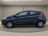 Usata Ford Fiesta Business Edition 75 CV (55 kW) 2015 Grigio Utilitaria