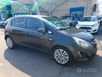 Usata Opel Corsa Edition 86 CV (63 kW) 2011 Nero Utilitaria