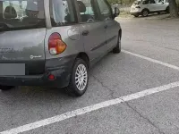 Usata Fiat Multipla 103 CV (75 kW) 2001 Grigio Monovolume