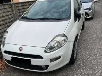 Usata Fiat Grande Punto 77 CV (56 kW) 2014 Bianco Utilitaria