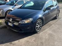 Second-hand VW Golf VII 105 CP (77 kW) 2015 Albastru Berlinǎ