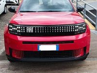 Usata Fiat Grande Panda Red 97 kW (132 CV) 2025 Rosso Utilitaria