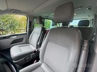 Usata VW Caravelle 150 CV (110 kW) 2015 Marrone Monovolume