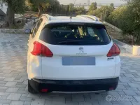 Usata Peugeot 2008 Allure 115 CV (84 kW) 2014 Bianco SUV