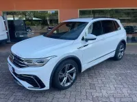 Usata VW Tiguan R-line 150 CV (110 kW) 2023 Bianco SUV