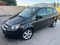 Usata Opel Zafira 150 CV (110 kW) 2012 Nero Monovolume