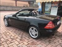 Usata Mercedes SLK200 192 CV (141 kW) 1998 Nero Cabrio