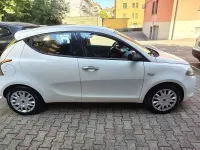 Usata Lancia Ypsilon Gold 69 CV (50 kW) 2012 Bianco Utilitaria