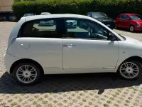Usata Lancia Ypsilon 75 CV (55 kW) 2011 Bianco Utilitaria