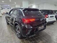 Usata VW T-Roc R-line 150 CV (110 kW) 2024 Nero SUV